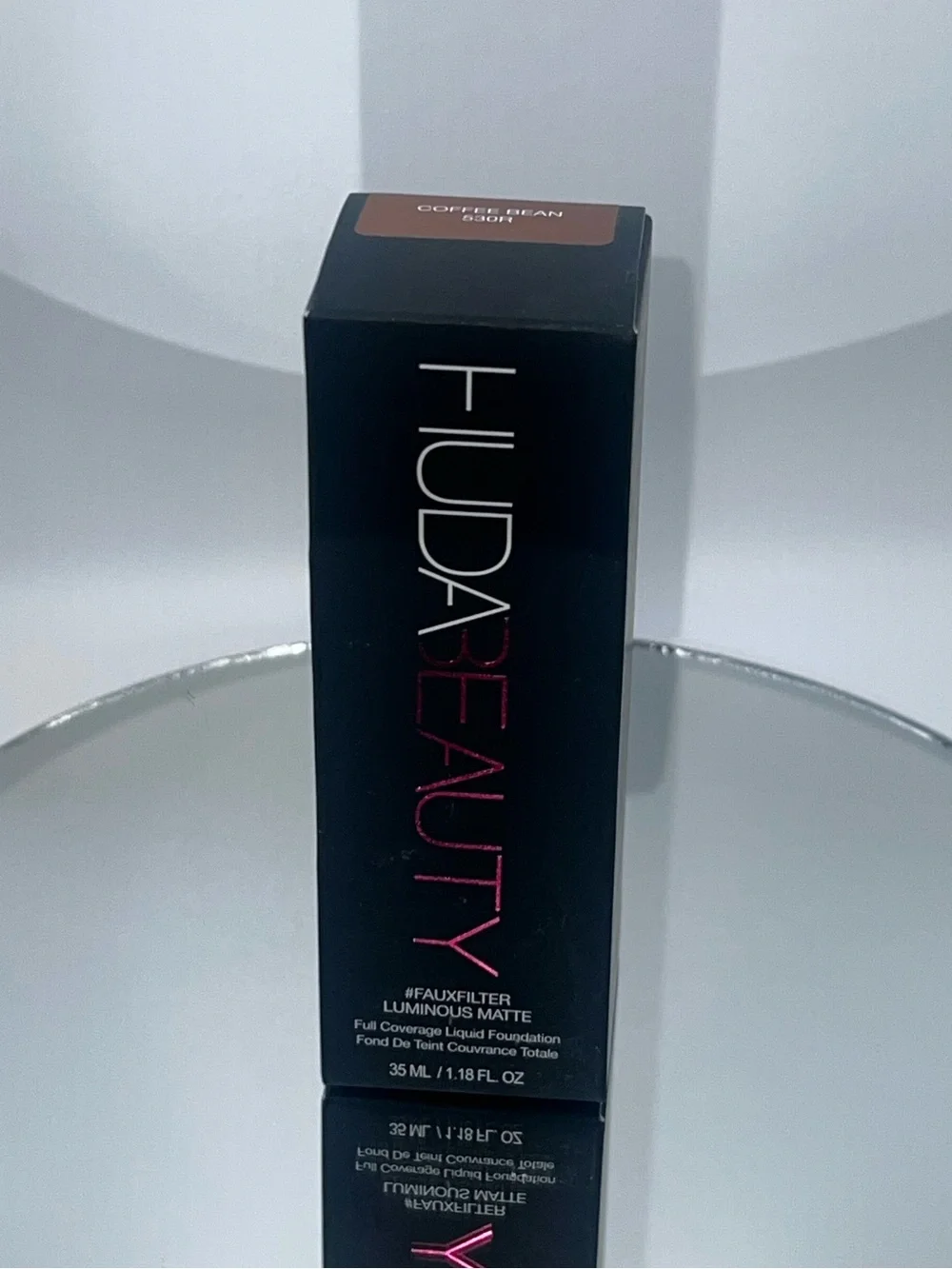 HUDA BEAUTY Faux Filter Luminous Matte Foundation — Coffee Bean 530R
